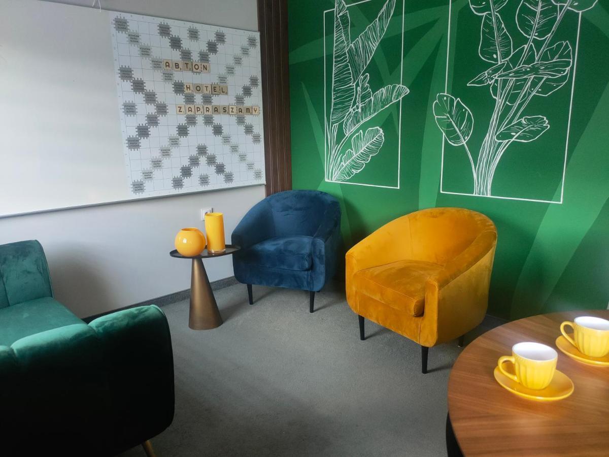 Abton Hotel Лодзь Экстерьер фото